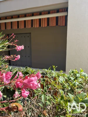 Apartment in Saint-Raphaël (83700)
