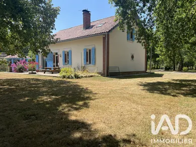 Traditional house in Labrit (40420)
