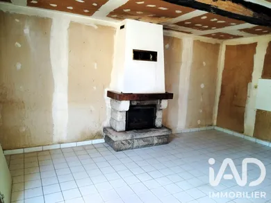 Maison de campagne à Grandparigny (50600)
