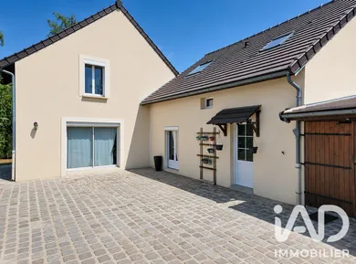 Maison traditionnelle à Grisy-Suisnes (77166)