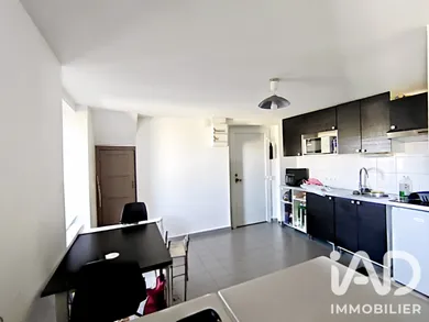 Immeuble à Annonay (07100)