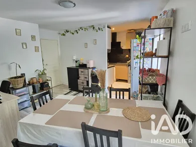 Immeuble à Aussillon (81200)