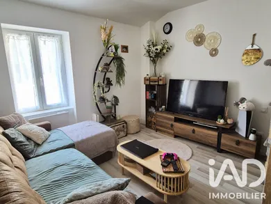 Immeuble à Aussillon (81200)