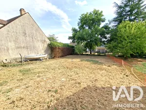 Land in Mouroux (77120)