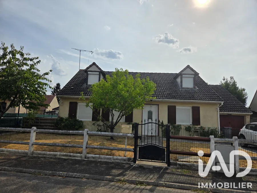 Maison traditionnelle à Châtenay-sur-Seine (77126) photo 3