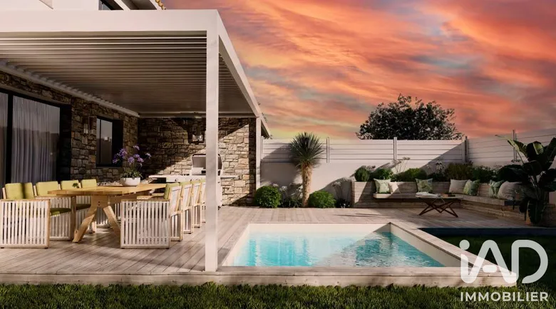 Terrain 87 m² · à Fréjus · 87 m² · 400 000 €