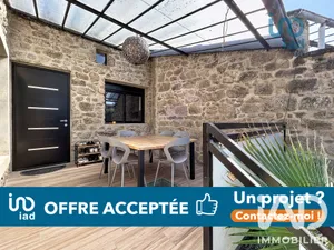 Maison de village à Lupé (42520)