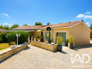 Maison à Targon (33760)