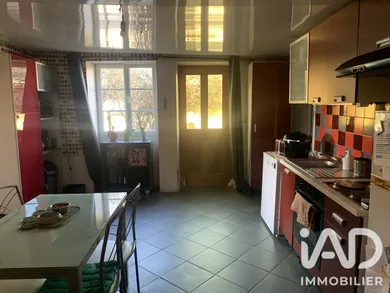 Maison de campagne à Guyonvelle (52400)