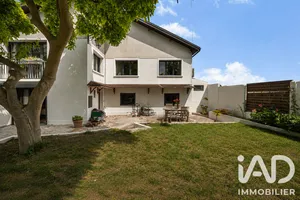 House in Noisy-le-Grand (93160)