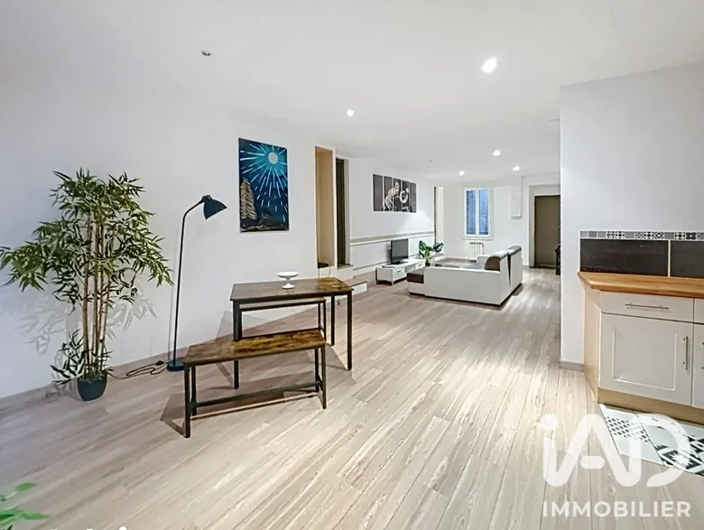 Appartement 4 pièces 94 m² · à Grasse · 94 m² · 175 000 €