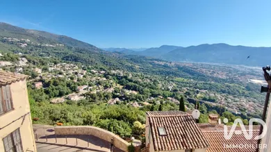 Maison de village à Gattières (06510)