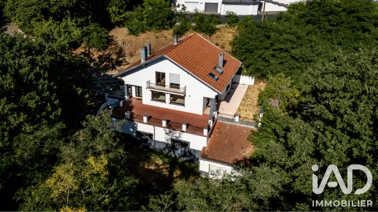 Maison 7 pièces 186 m² · à Forbach · 186 m² · 320 000 €