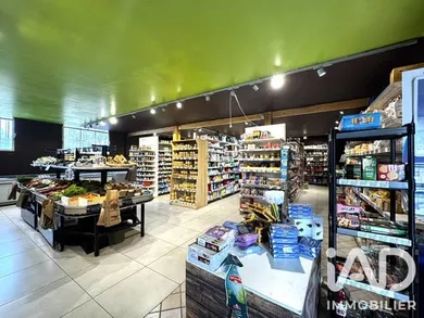 Food store in Nay (64800)