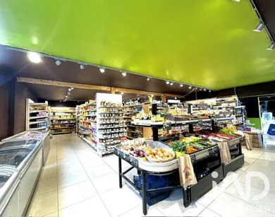 Food store in Nay (64800)