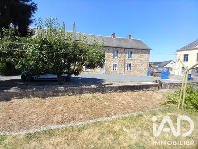 Maison de village à Averton (53700)
