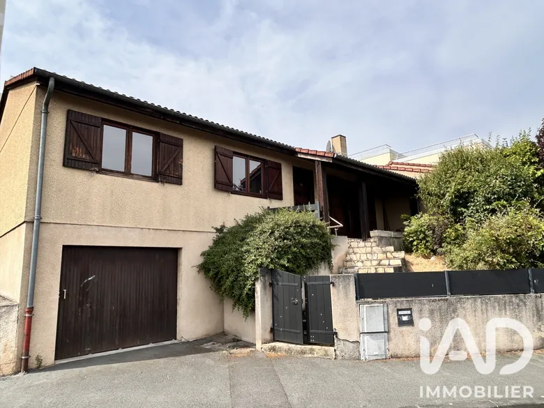 Maison 4 pièces 87 m² · à Clermont-Ferrand · 87 m² · 185 000 €
