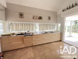 Townhouse in Montmorillon (86500)