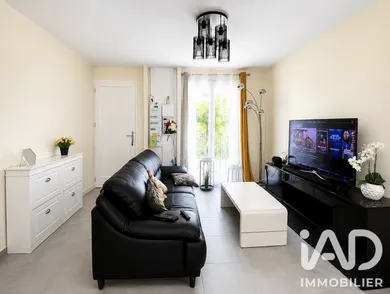 House in Chamarande (91730)