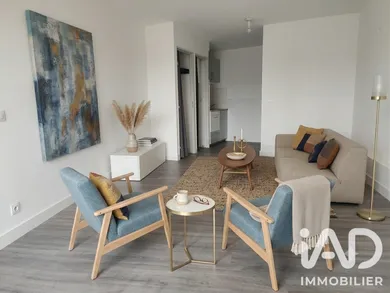 Studio à Brue-Auriac (83119)