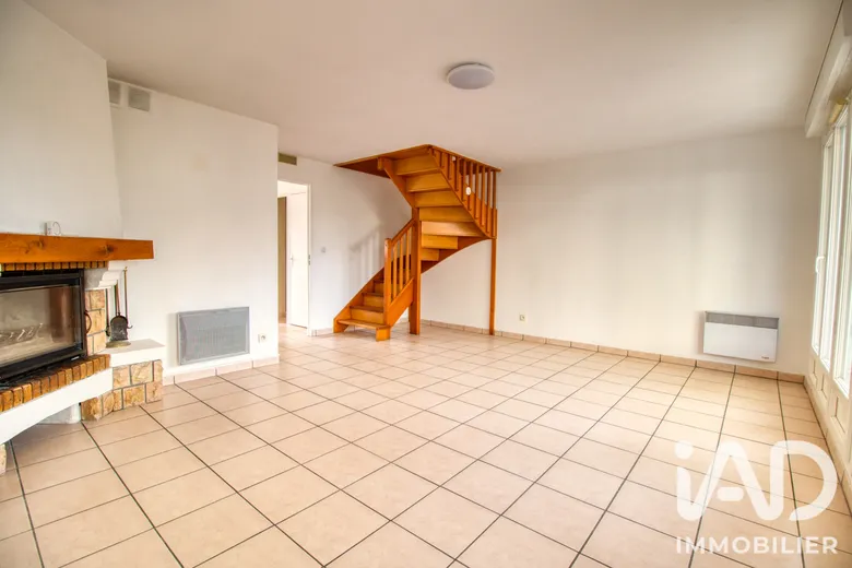 Maison 4 pièces 77 m² · à Aubergenville · 77 m² · 284 250 €
