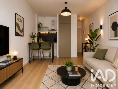 Apartment in Bordeaux (33800)
