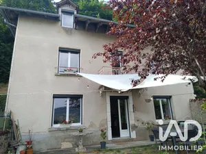 Maison traditionnelle à Yolet (15130)