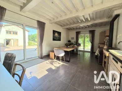 Maison de campagne à Grézolles (42260)