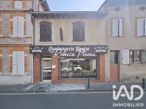 Building in Rieux-Volvestre (31310)