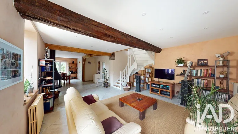 Maison 7 pièces 181 m² · à Plessis-Saint-Jean · 181 m² · 315 000 €