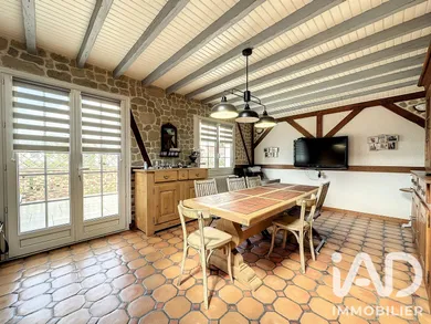 Maison traditionnelle à Amilly (45200)