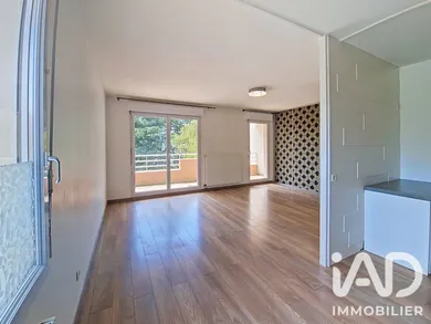 Apartment in Saint-Herblain (44800)