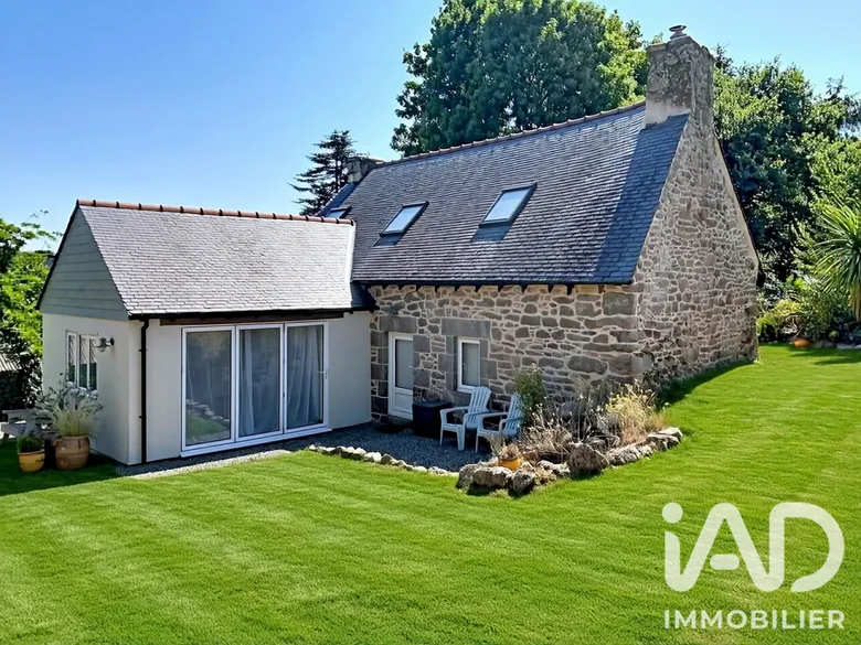 Maison 5 pièces 74 m² · à Bourbriac · 74 m² · 149 000 €