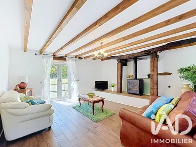 Maison de campagne à Bourbriac (22390)
