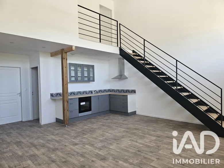 Appartement 3 pièces 76 m² · à Châlons-en-Champagne · 76,3 m² · 750 €