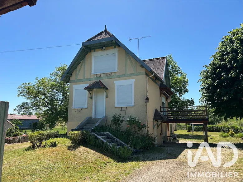 Maison 4 pièces 116 m² · à Noyers · 116 m² · 210 000 €