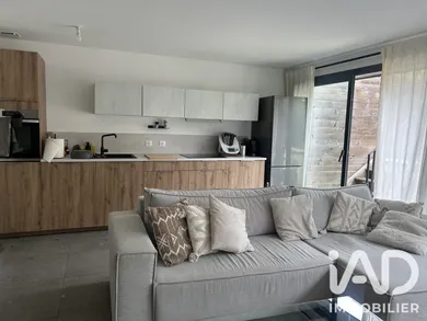Duplex à Bordeaux (33800)