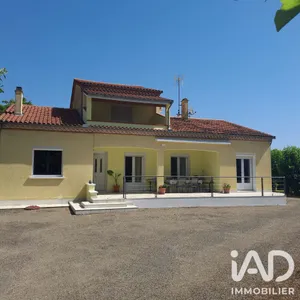Maison à Saint-Nicolas-de-la-Grave (82210)