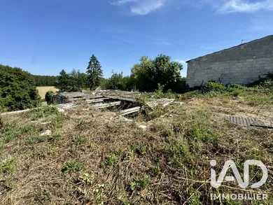 Building plot in Challerange (08400)