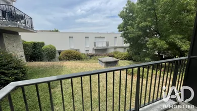 Apartment in Bassens (33530)