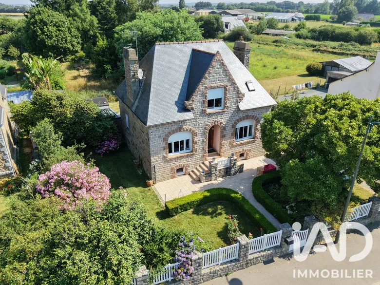 Maison 5 pièces 125 m² · à Ploëzal · 125 m² · 220 000 €