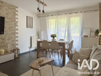 Appartement à Saint-Paul-sur-Isère (73730)