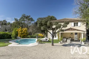 Maison à Roquefort-les-Pins (06330)