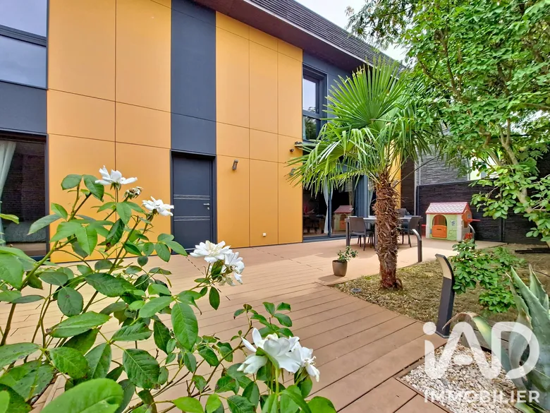 Maison 5 pièces 106 m² · à Pusignan · 105,6 m² · 429 000 €