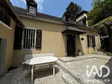 Maison de campagne à Ferrières (65560)