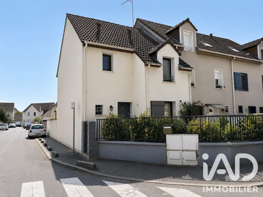 Maison à Goussainville (95190) photo 3