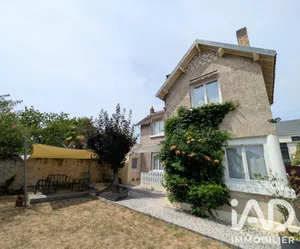 Maison à Saint-Cyr-sur-Loire (37540)
