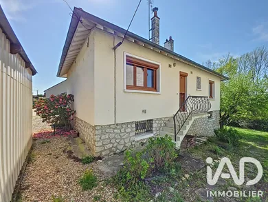 Maison traditionnelle à Gien (45500)