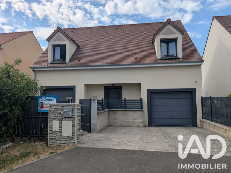 Maison 6 pièces 128 m² · à Dammartin-en-Goële · 128 m² · 399 000 €