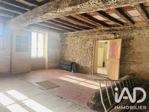 Maison à Saint-Victor (03410)